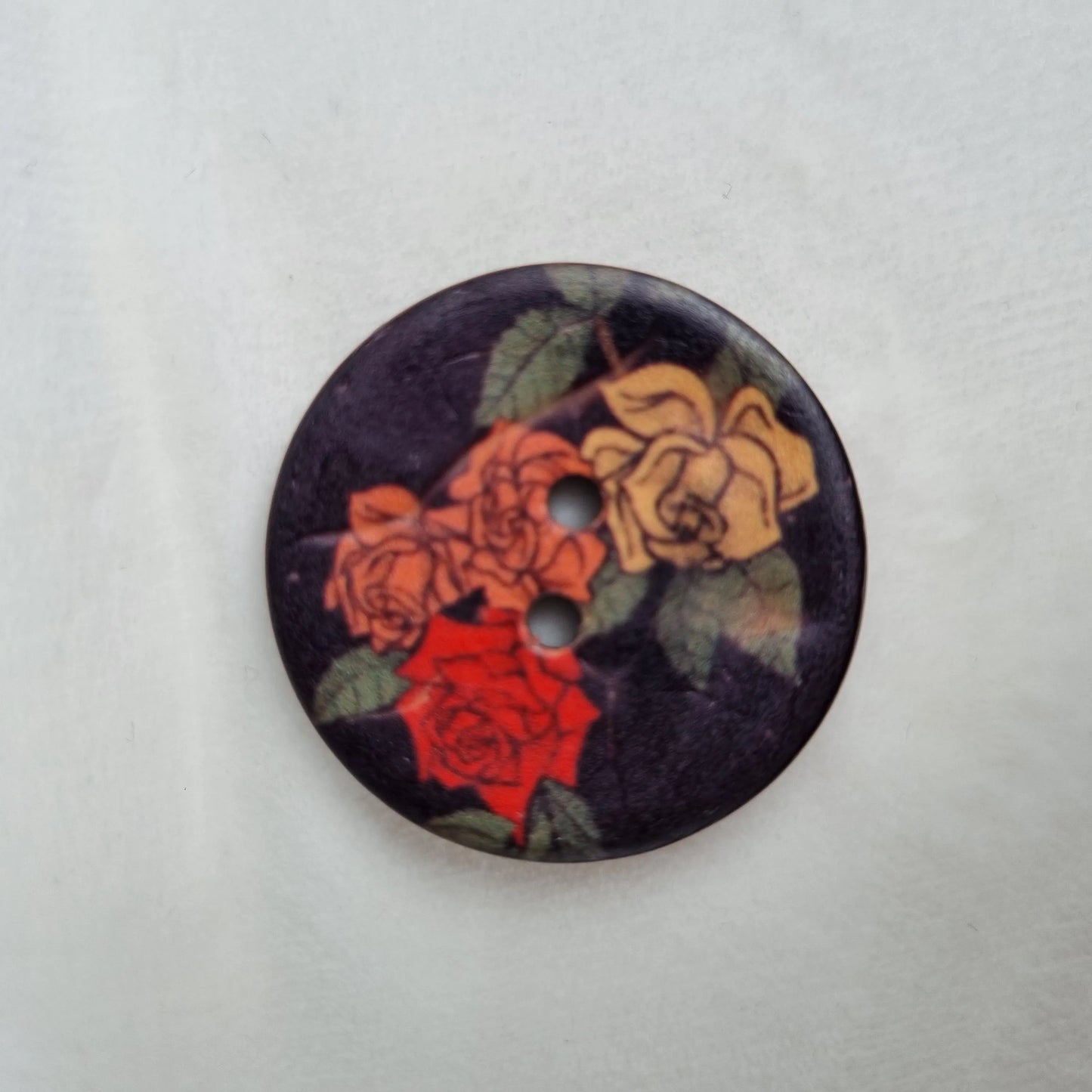 Boutons en Coquille de Coco – Motif Roses Multicolores – 30 mm / 40 mm