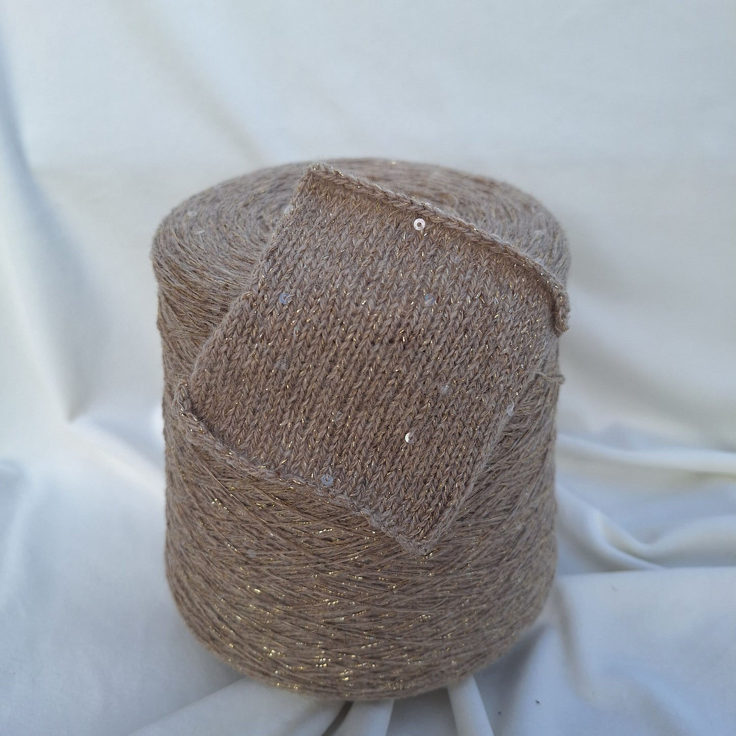 Fil à tricoter Susanna – 30% Cachemire, 65% Laine vierge, 3% Lurex, 2% Polyamide – avec sequins transparents - 100 gr
