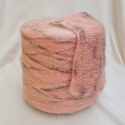 Aurora – Fil de Luxe 70% Mohair · 30% Soie – Fabriqué en Italie  - vendu par 50g