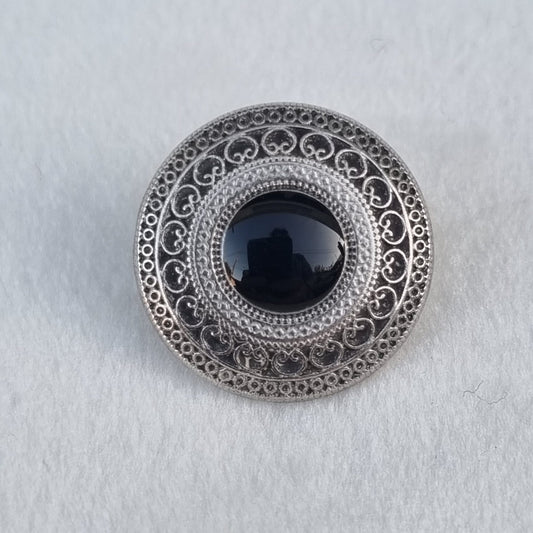 Boutons a pied 15 mm en métal