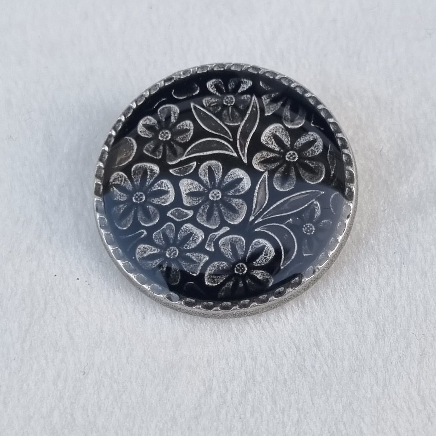 Boutons  en métal  laquée imprime fleur 20 mm 15 mm