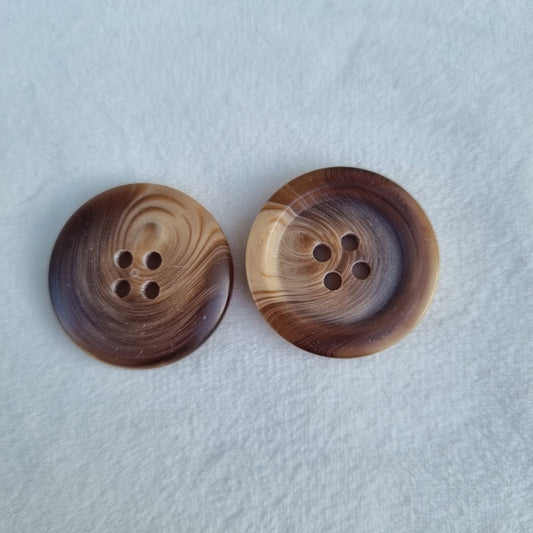 Boutons : 20 mm   polyester 4 trous imitation résine