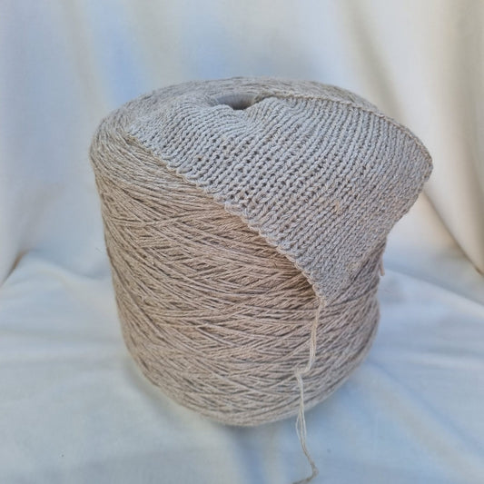 Fil Naturel Lin & Chanvre – 60% Lin / 40% Chanvre – Aiguilles 3 mm – 240 m / 100g   Prix indiqué pour 50 grammes