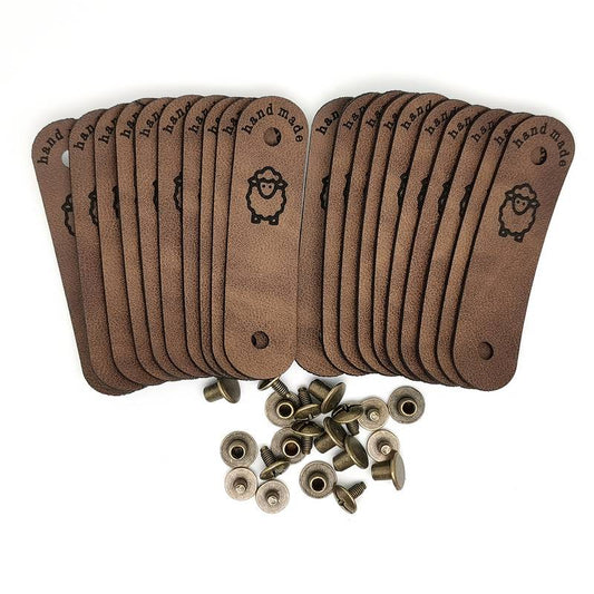 Étiquette "Handmade" en Imitation Cuir avec Motif Mouton – 1 Paire avec Vis