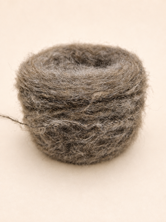 Fil Italien Macumba Elite – Mohair & Laine Mérinos – Doux et Duveteux – 50 g – Noir, Beige ou Marron